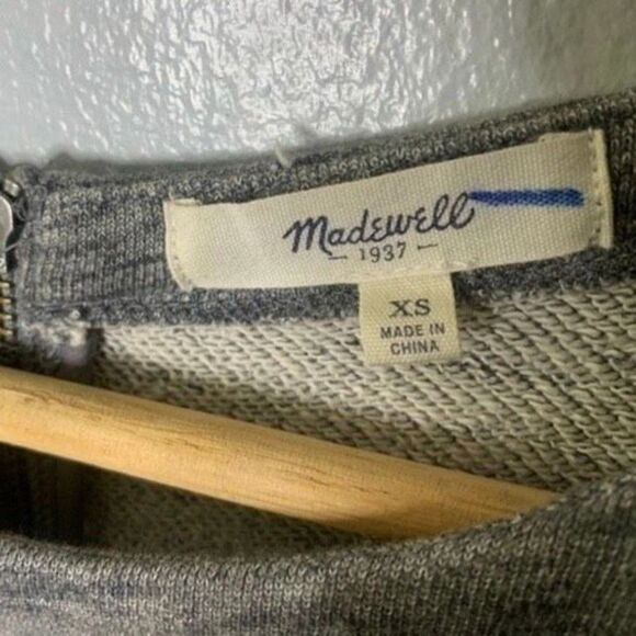 Madewell Sweater Women’s Size XS Crewneck Zip Up Back Minimalist Neutral Gray - Picture 9 of 11